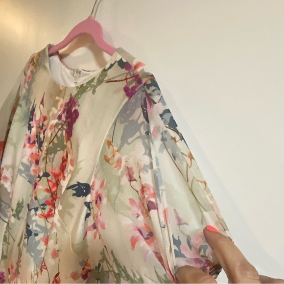 • Nicole Miller Floral Dress • NWOT - Picture 9 of 10